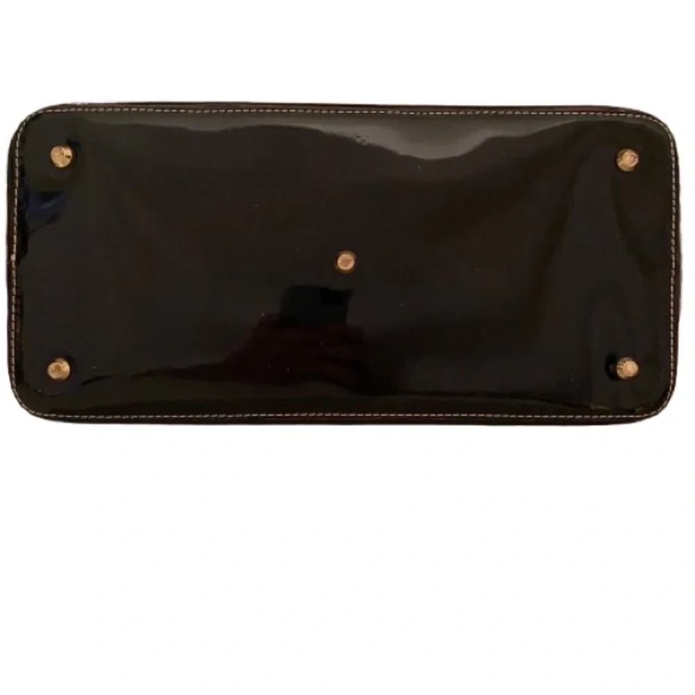 Arcadia Women’s Black Patent Leather Dome Handbag Zip Closure Made in Italy EUC